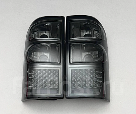 Стоп-сигналы NISSAN SAFARI / PATROL (95-04)